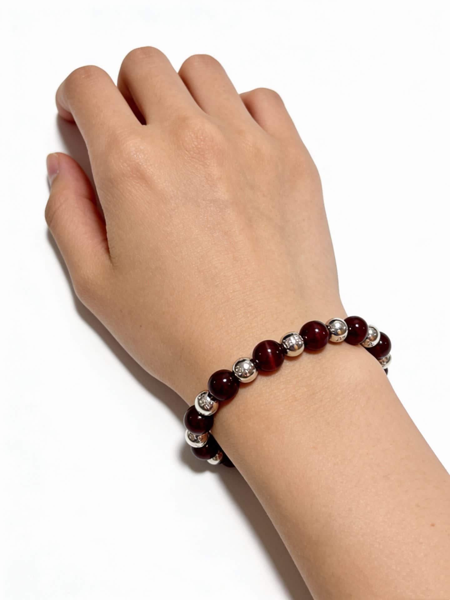 Tiffany & Co Elegant Garnet and Silver Beaded Bracelet